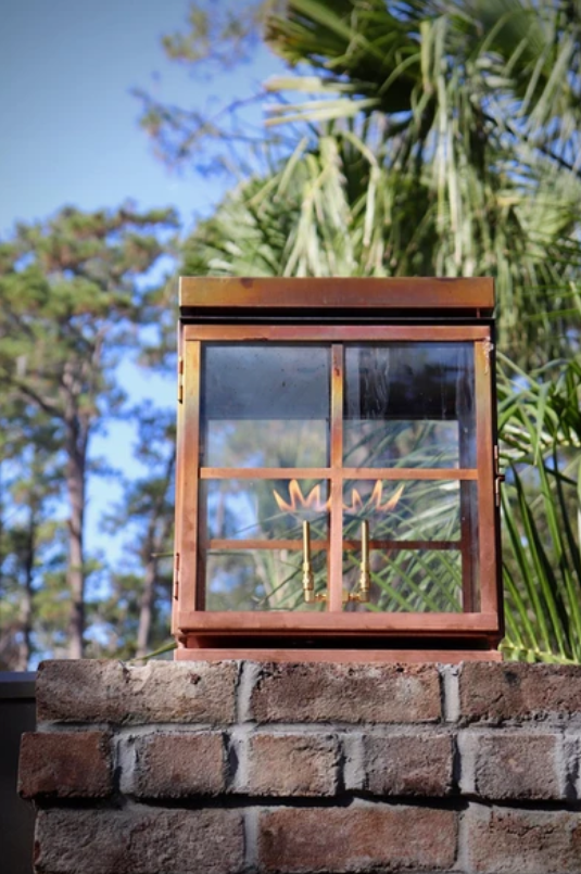 Lantern Window Straps (Lanterns Shown Are Not Included)