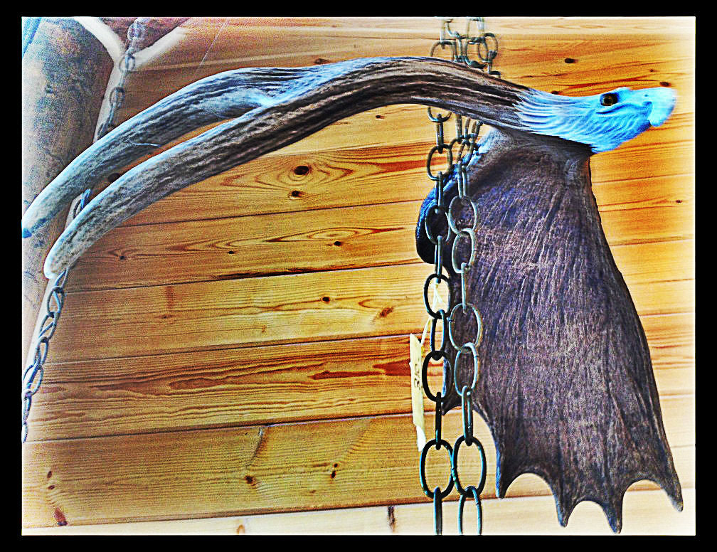 Soaring Eagle Antler Carving