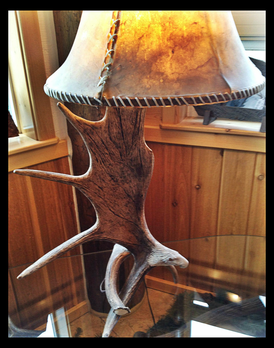 Moose Antler Table Lamp w/Eagle Head, Rawhide Shade