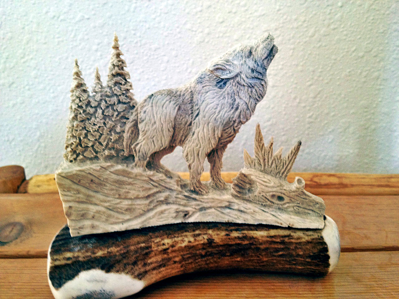 Howling Wolf Antler Carving