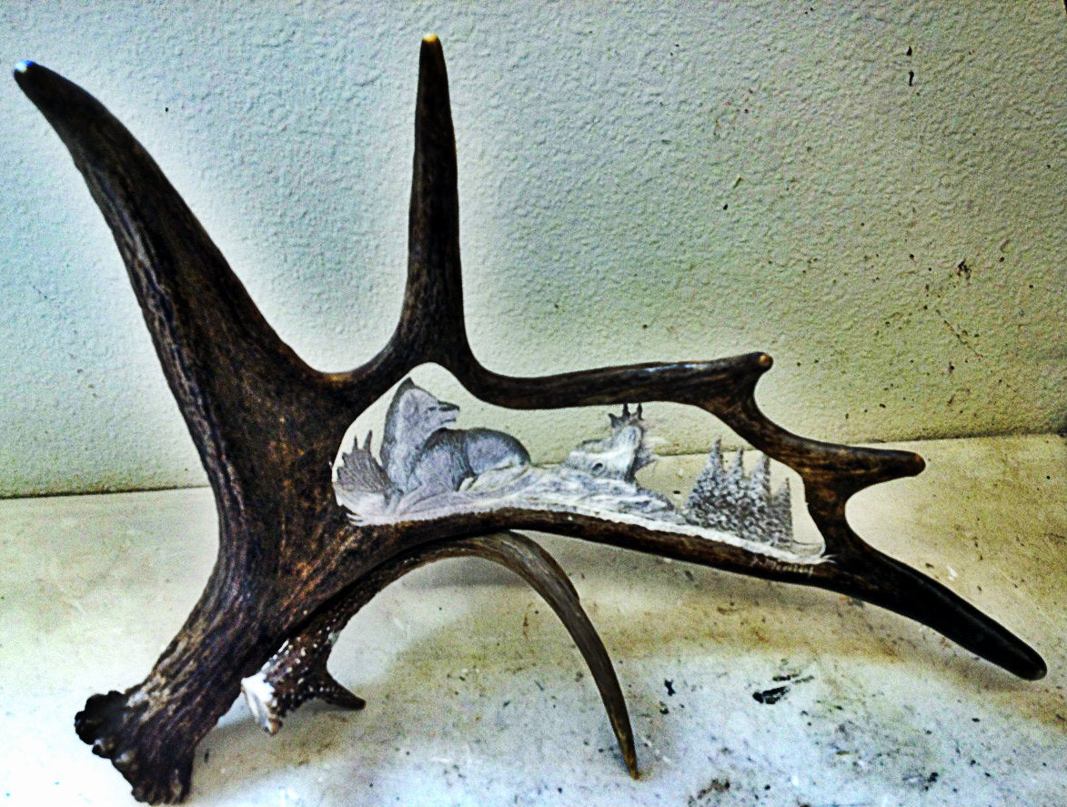 Lone Wolf Antler Carving