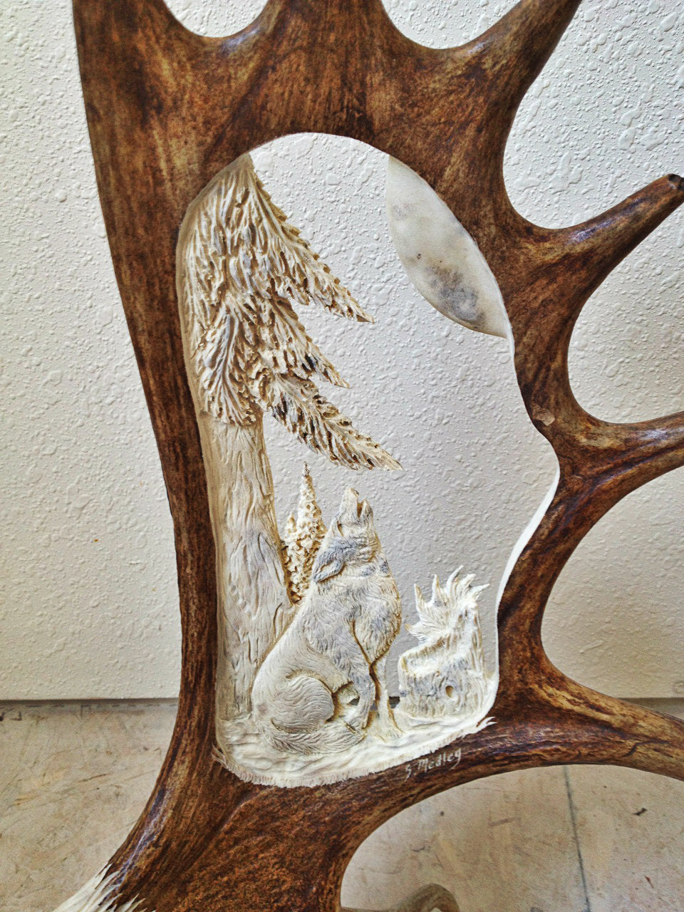 Wolf Midnights Voice Moose Antler Carving