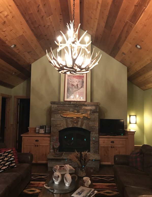 FAUX ANTLER CHANDELIER