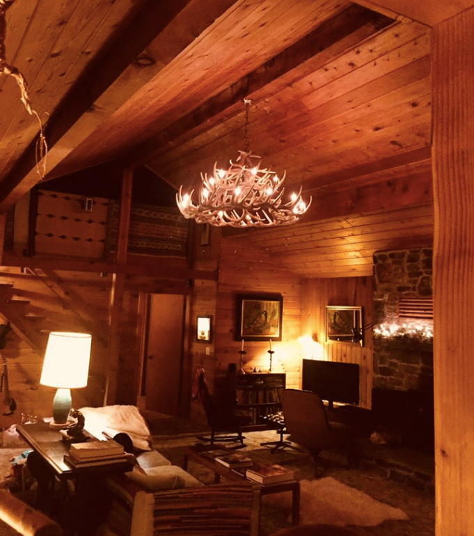 FAUX ANTLER CHANDELIER
