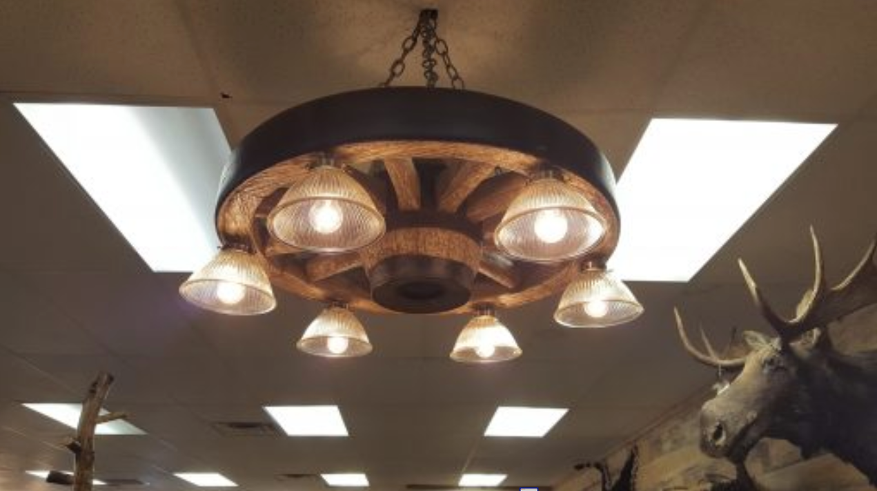 RUSTIC WAGON WHEEL CHANDELIER