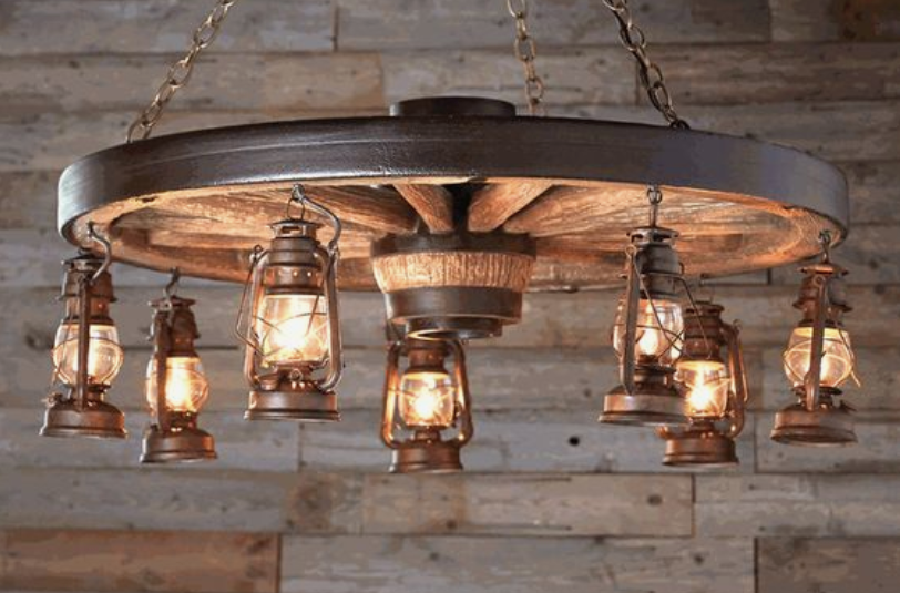 RUSTIC WAGON WHEEL CHANDELIER