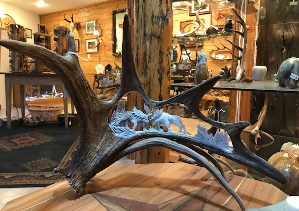 Fighting Bulls Antler Carving