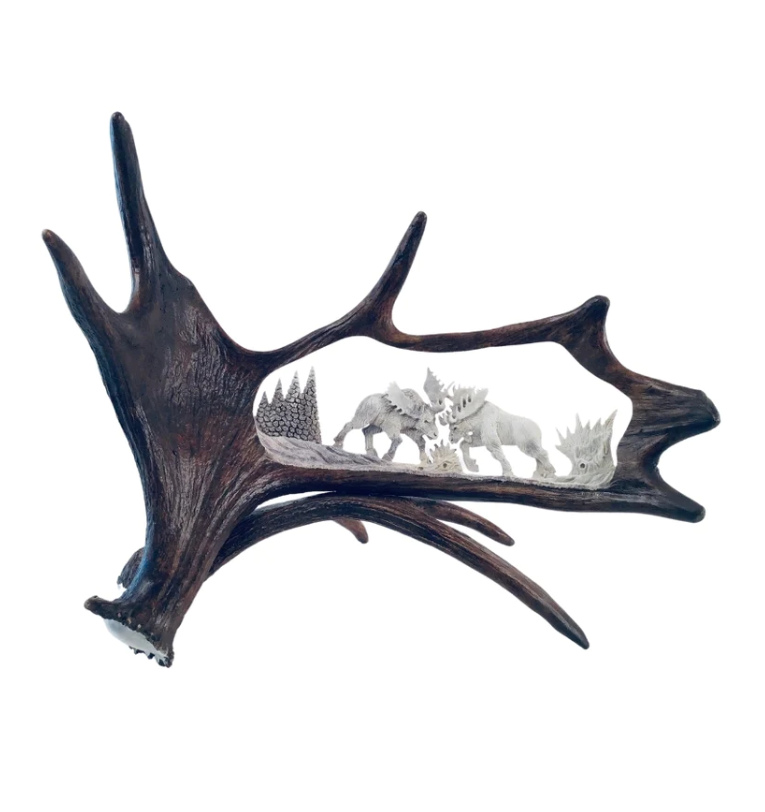 Fighting Bulls Antler Carving