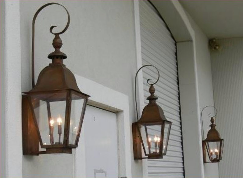 Curl Options (Lanterns Shown Are Not Included)