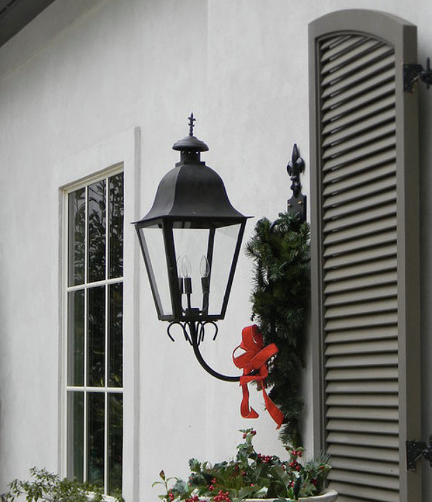 Mounting Brackets (Lanterns Shown Are Not Included)