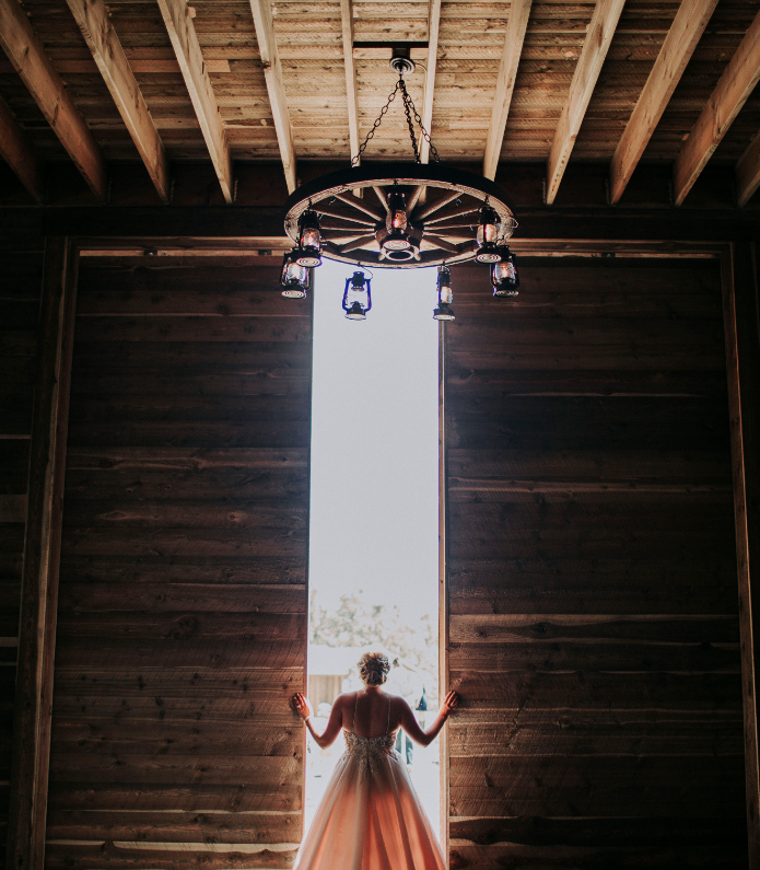 Wild West Wagon Wheel Rustic Chandelier, 42" W x 12"T