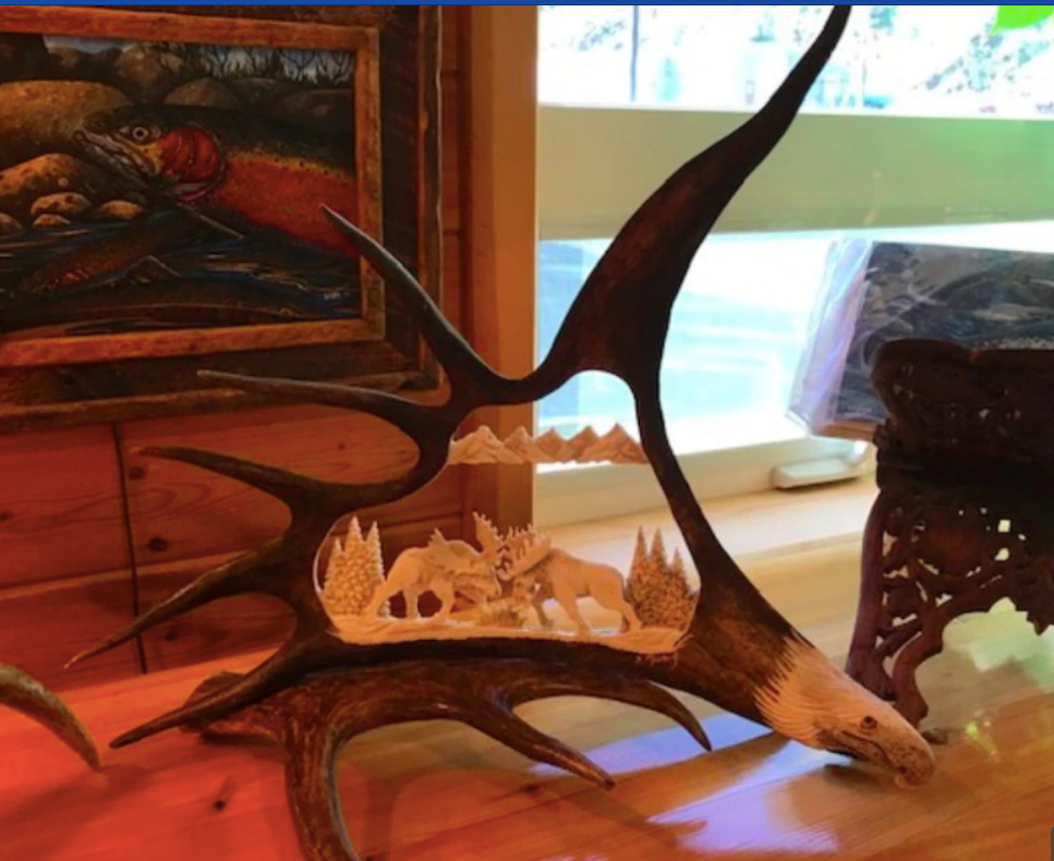 Fighting Bulls Antler Carving