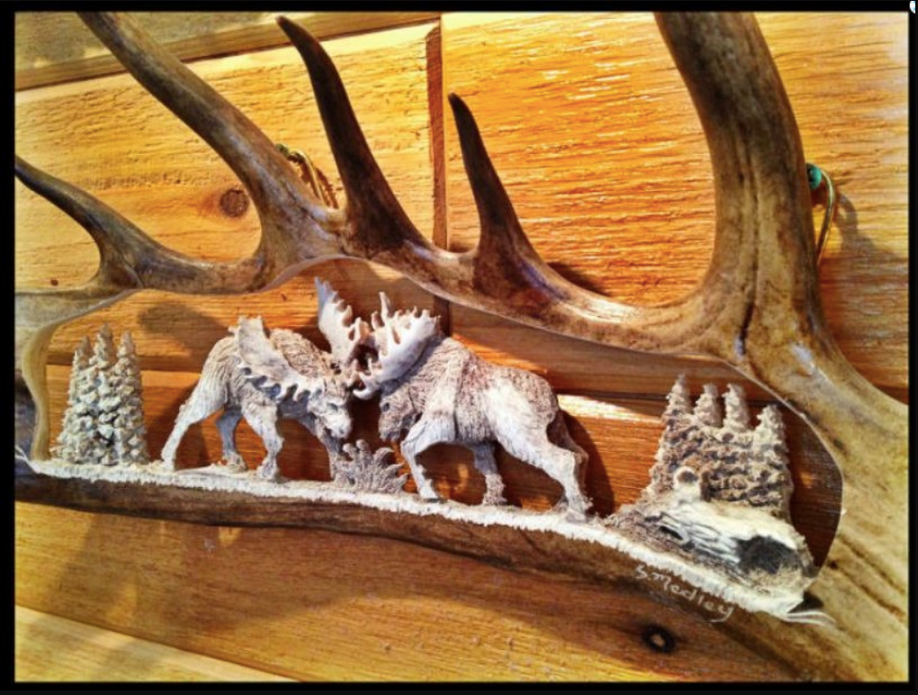 Fighting Bulls Antler Carving