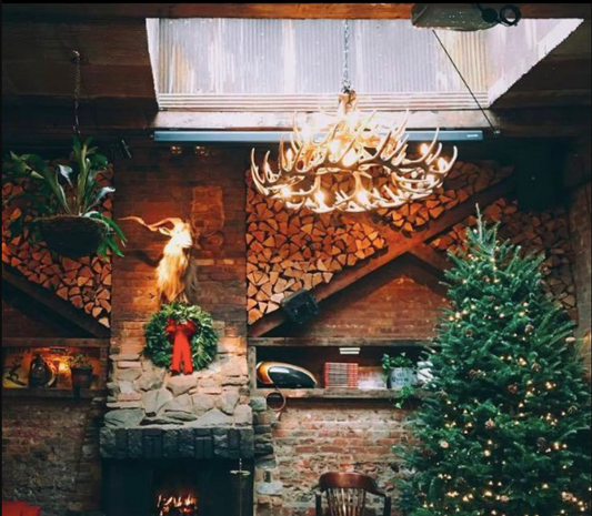 FAUX ANTLER CHANDELIER