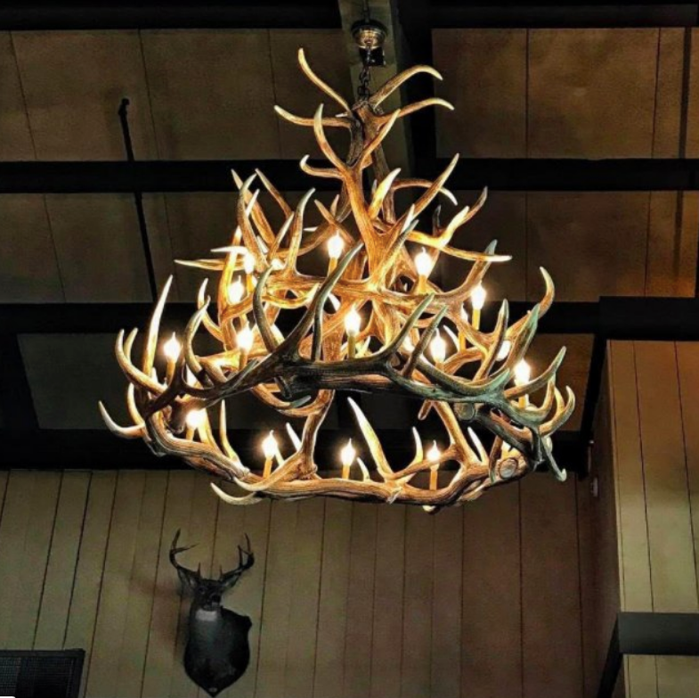 FAUX ANTLER CHANDELIER