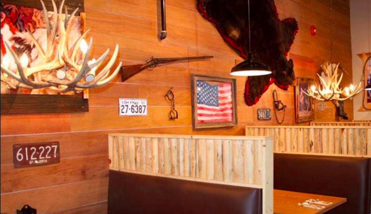 FAUX ANTLER CHANDELIER