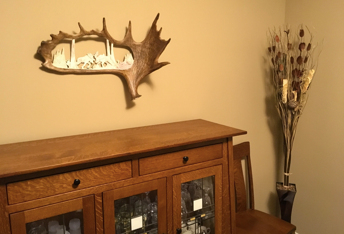 Fighting Bulls Antler Carving