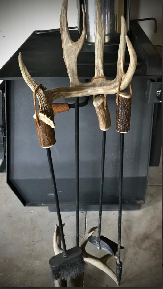 DEER ANTLER FIREPLACE TOOL SET