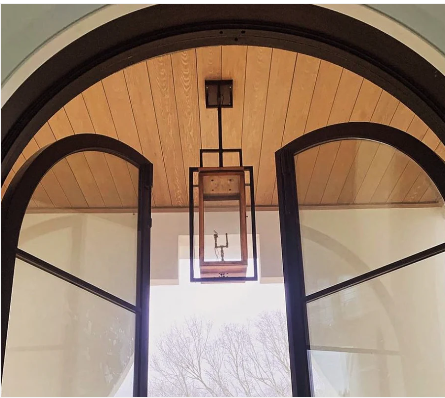 Lantern Lighting Options (Lanterns Shown Are Not Included)