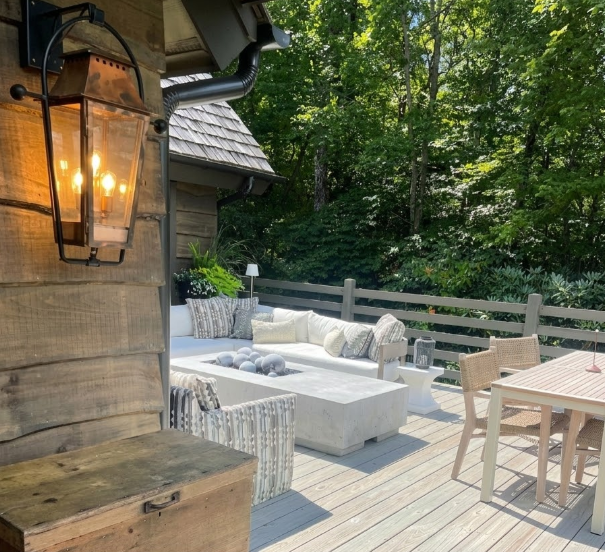 St. James Wood Dale Copper Lantern & Pendant Light With Top Curl