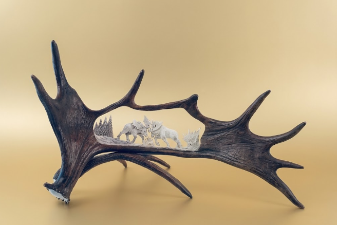antler carving