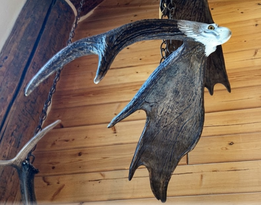 Flying eagle antler design 