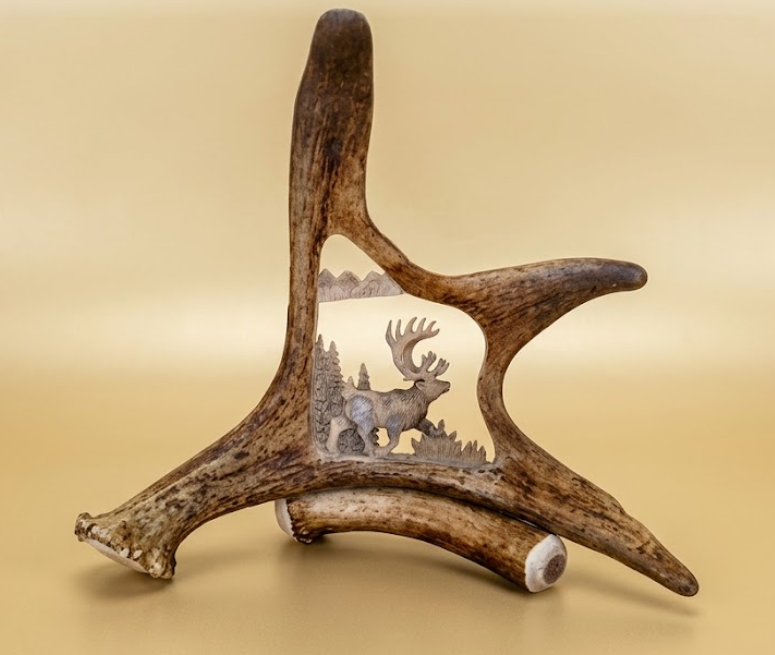 antler carving