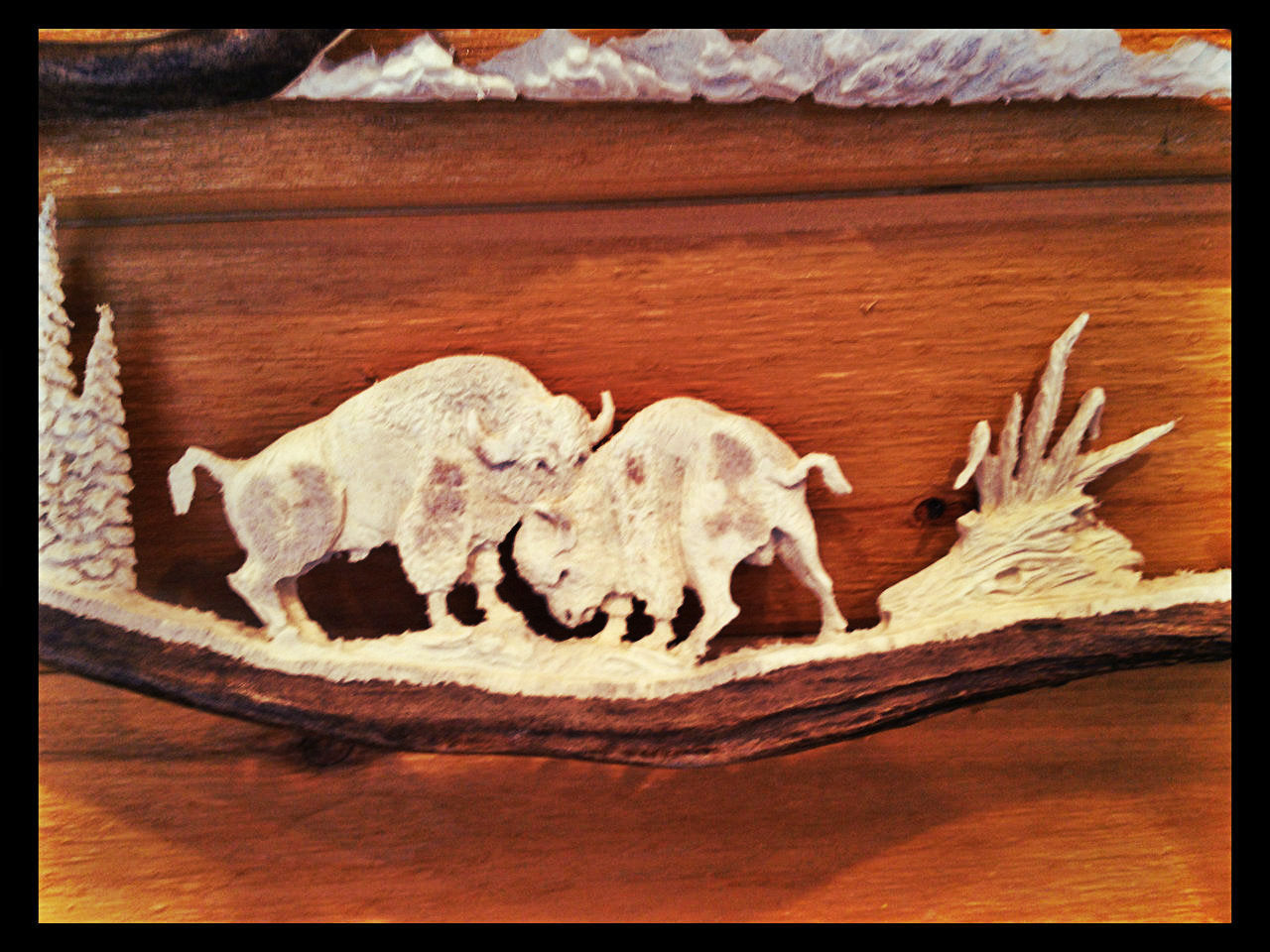 Buffalo Bulls Fighting Antler Carving