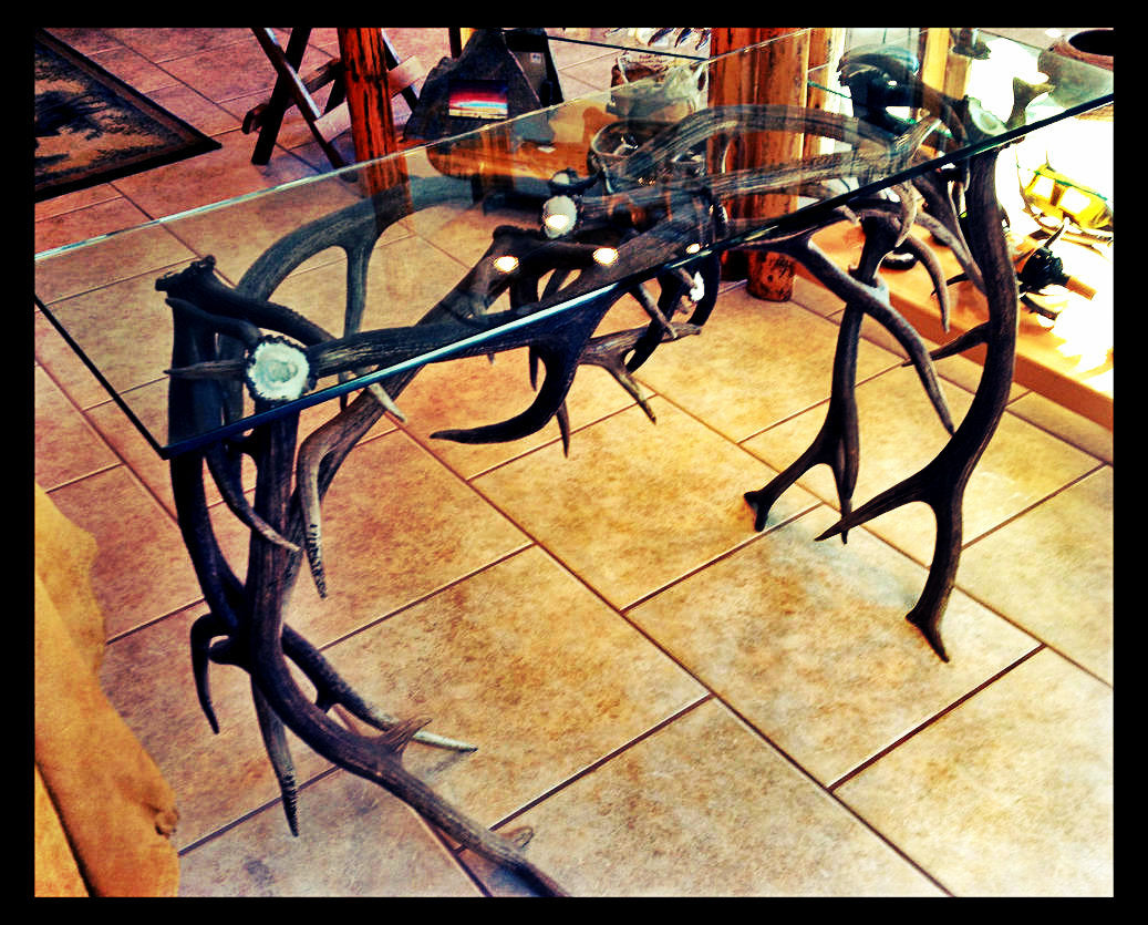 Elk Antler Table w/Glass