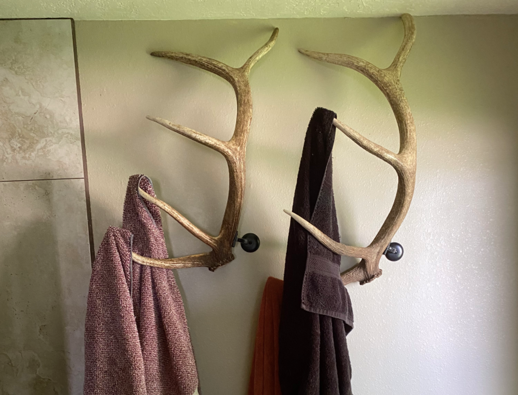 Real Elk Antler Towel Coat Rack – TetonLighting™